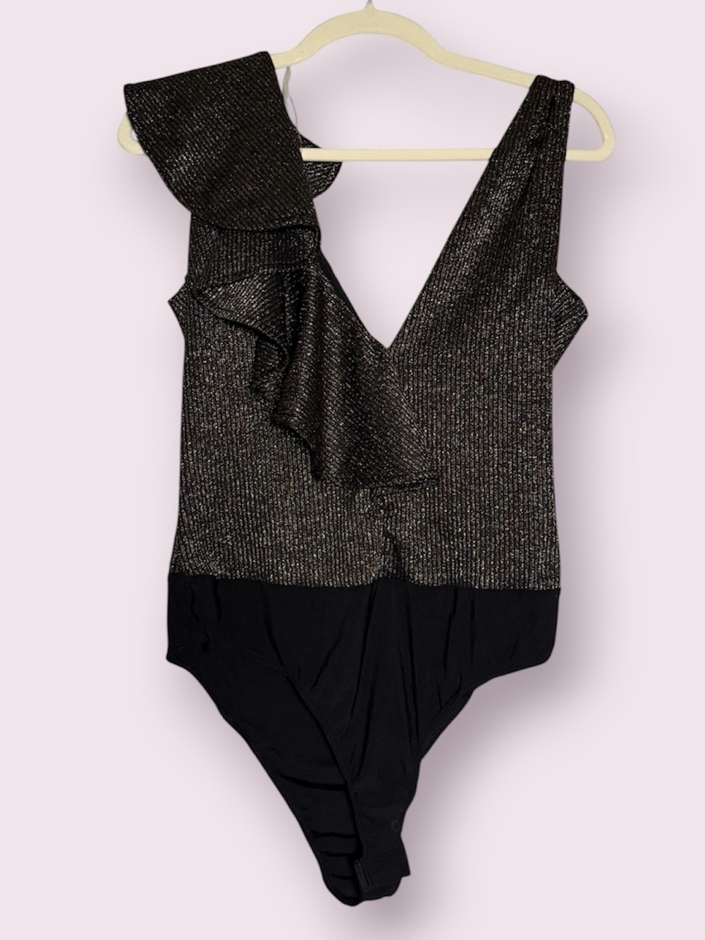 Blue S Black and Metallic Gold Ruffle V Neck Sleeveless Bodysuit Size Large